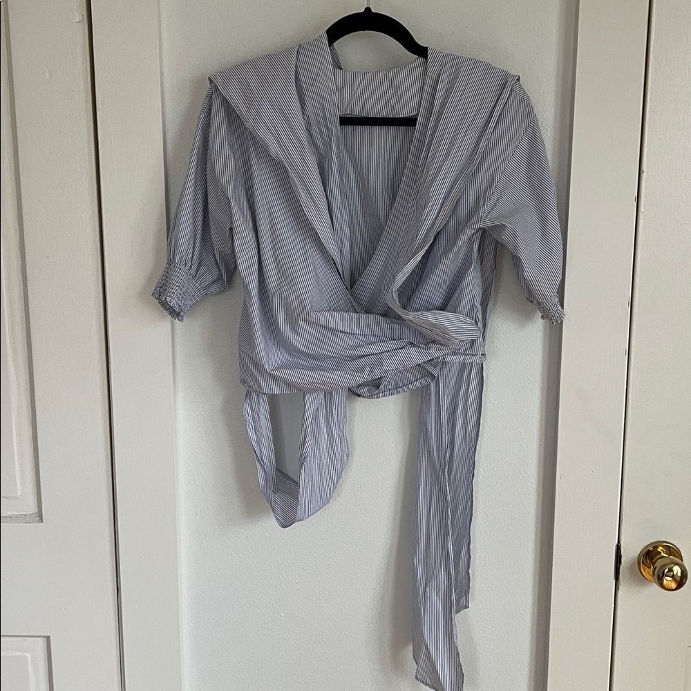 Babaton Wrapped Striped Shirt - Picture 2 of 6